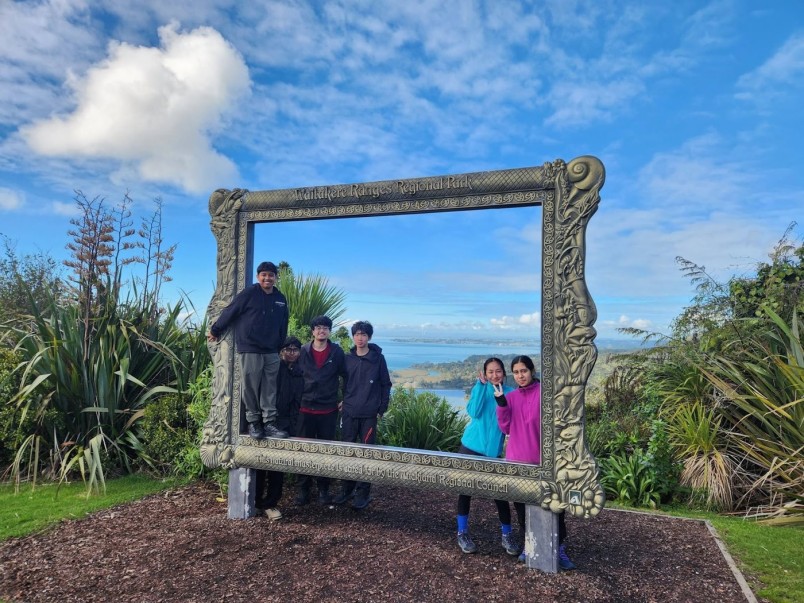 Newsletter 6 community photo 8, from the approved Term 3 album